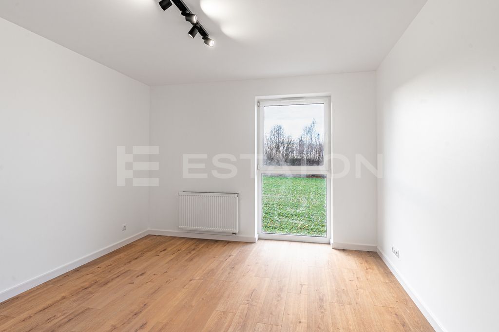 bliźniak, 4 pokoje Malawa. Zdjęcie 8