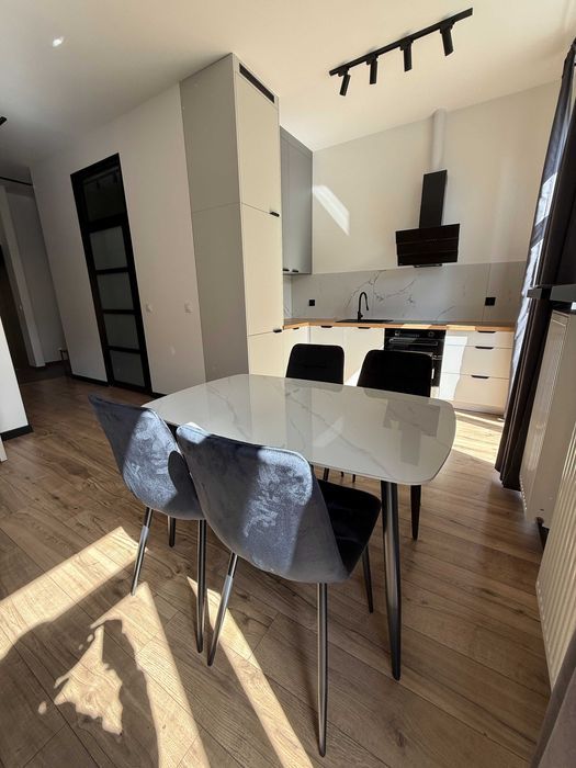 Mieszkanie 2-pokojowe Bielsko-Biała Śródmieście. Zdjęcie 3