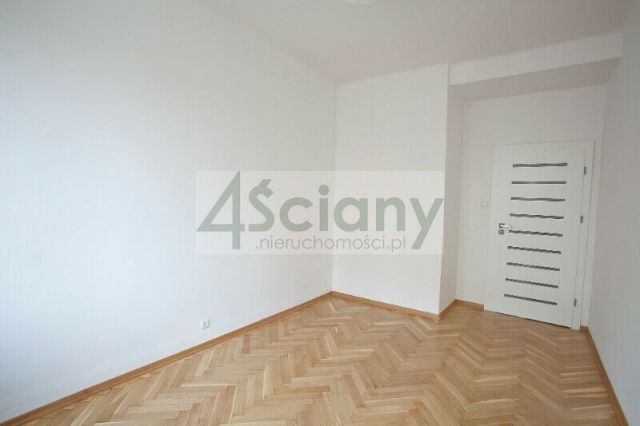 Mieszkanie 3-pokojowe Warszawa Śródmieście, al. "Solidarności". Zdjęcie 5