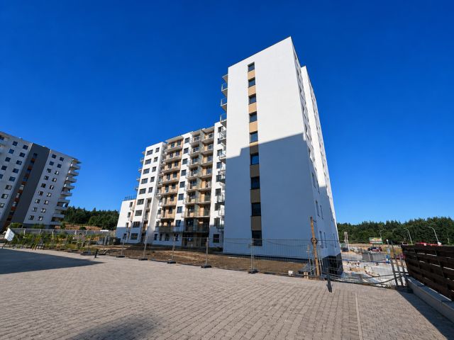 Mieszkanie 4-pokojowe Rzeszów, ul. bł. Karoliny. Zdjęcie 1