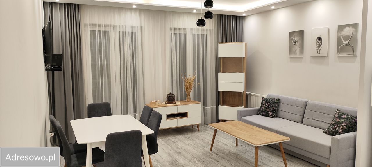 Mieszkanie 3-pokojowe Strzelce Krajeńskie, ul. Adama Mickiewicza. Zdjęcie 1