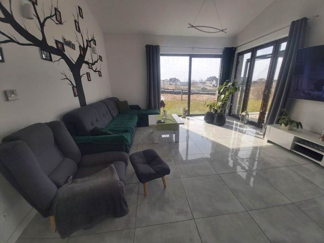 dom wolnostojący, 4 pokoje Oraczewice. Zdjęcie 1