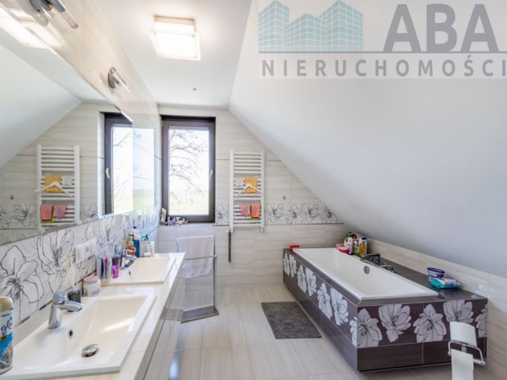 dom wolnostojący, 4 pokoje Lądek, ul. Polna. Zdjęcie 4