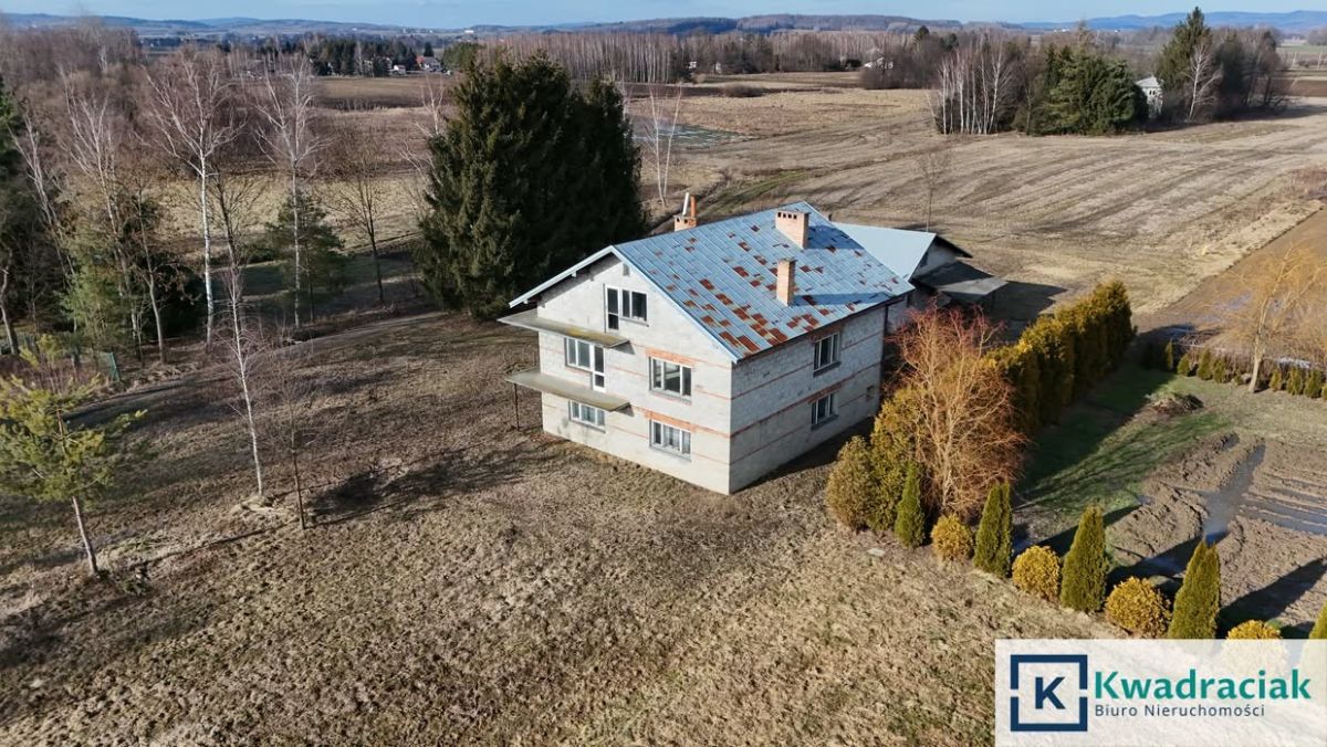 dom wolnostojący, 5 pokoi Moderówka. Zdjęcie 4