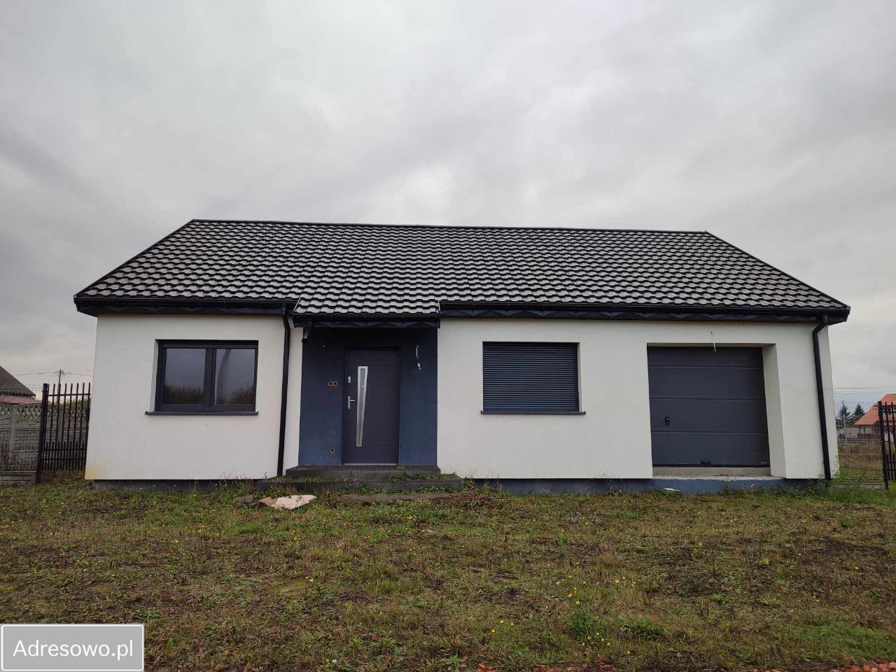 dom wolnostojący, 3 pokoje Ślesin. Zdjęcie 2