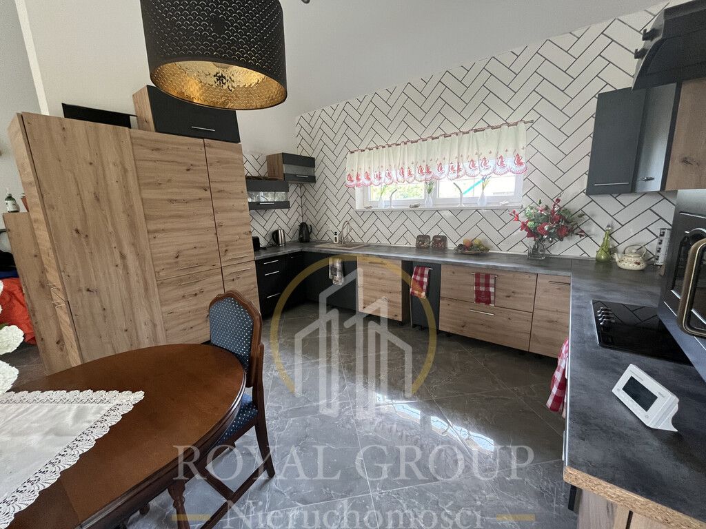 dom wolnostojący, 6 pokoi Dys. Zdjęcie 12