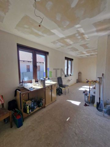 dom wolnostojący, 5 pokoi Chrząstawa Wielka. Zdjęcie 8