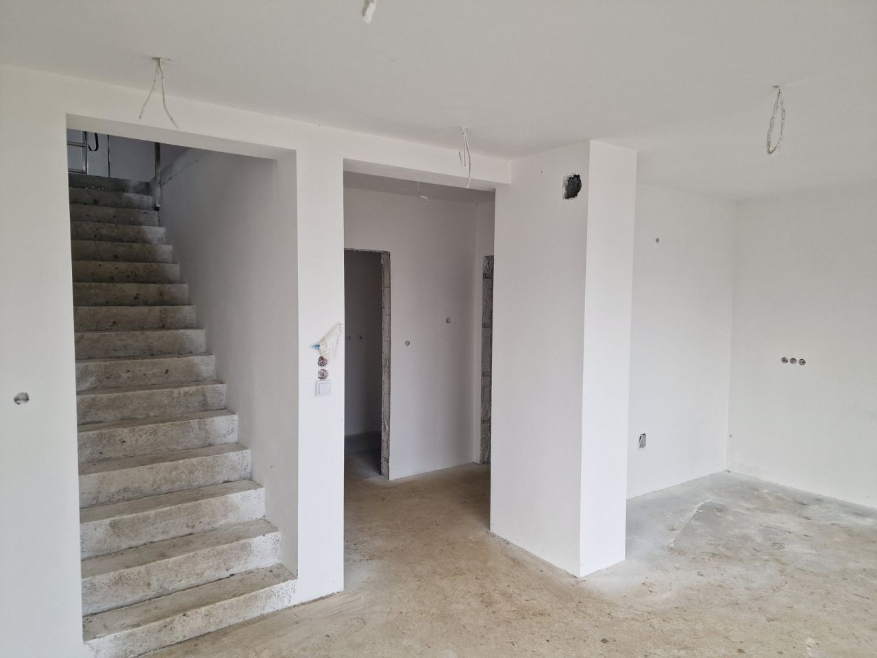 dom wolnostojący, 5 pokoi Grudna Kępska. Zdjęcie 2