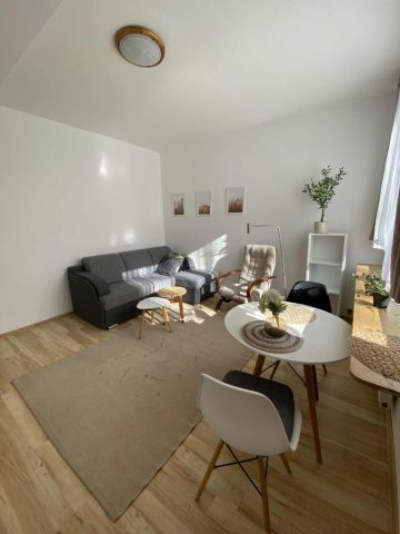 Mieszkanie 1-pokojowe Katowice Koszutka, ul. Władysława Broniewskiego. Zdjęcie 1