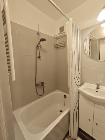 Mieszkanie 2-pokojowe Koszalin Centrum, ul. Powstańców Wielkopolskich. Zdjęcie 8