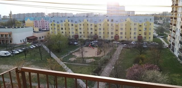 Mieszkanie 3-pokojowe Łódź Widzew, ul. Służbowa. Zdjęcie 1