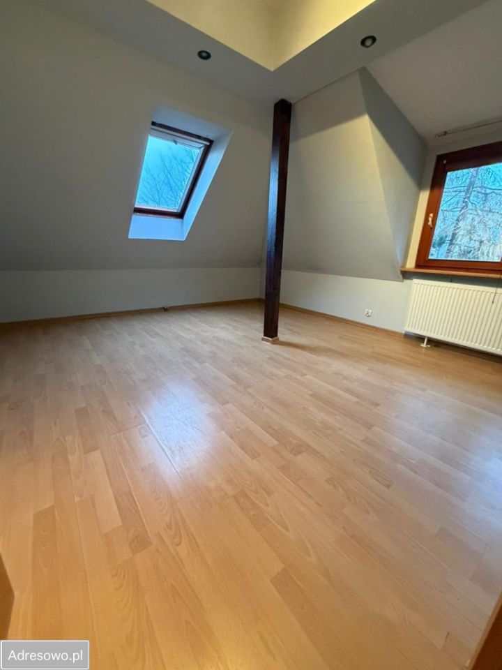 dom wolnostojący, 8 pokoi Czechowice-Dziedzice, ul. Polna. Zdjęcie 17