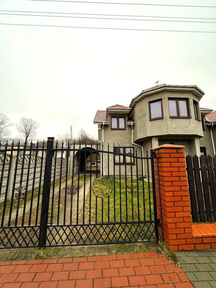 dom wolnostojący, 8 pokoi Stary Szelków. Zdjęcie 3