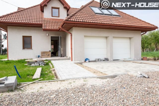 dom wolnostojący, 7 pokoi Kraków Podgórze, ul. Widłakowa. Zdjęcie 1