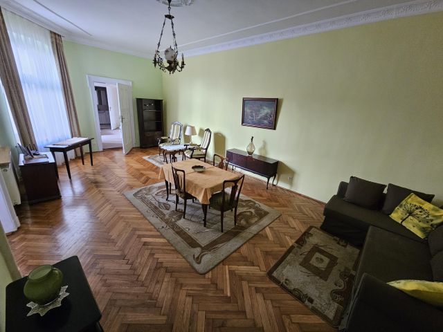 Mieszkanie 4-pokojowe Łódź Śródmieście, ul. Piotrkowska. Zdjęcie 1