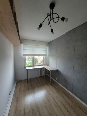 Mieszkanie 3-pokojowe Kutno. Zdjęcie 1