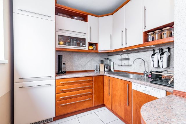 Mieszkanie 2-pokojowe Kraków Kurdwanów, ul. Marii i Bolesława Wysłouchów. Zdjęcie 9