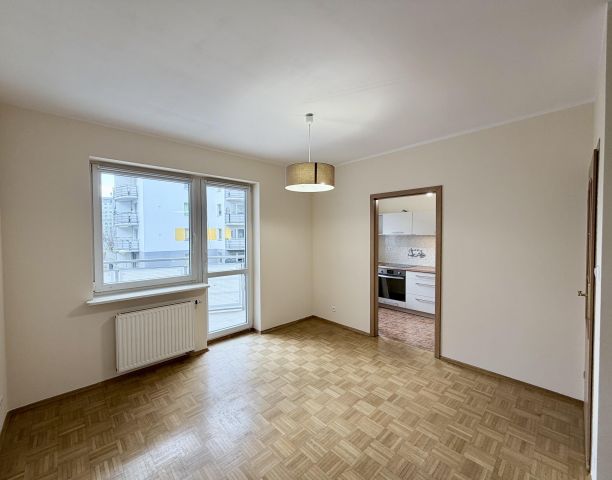 Mieszkanie 1-pokojowe Warszawa Białołęka, ul. Christa Botewa. Zdjęcie 1