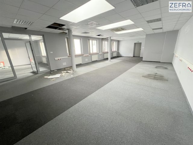 Biuro Kraków Prądnik Biały, ul. Kazimierza Pochwalskiego. Zdjęcie 6