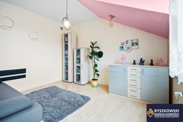 dom wolnostojący, 6 pokoi Zwódne. Zdjęcie 11