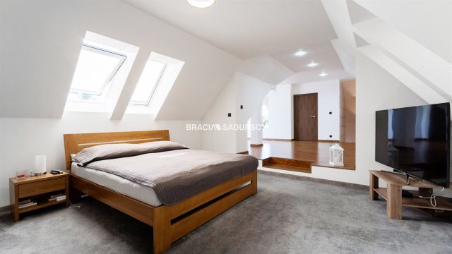 dom wolnostojący, 5 pokoi Skawica. Zdjęcie 33