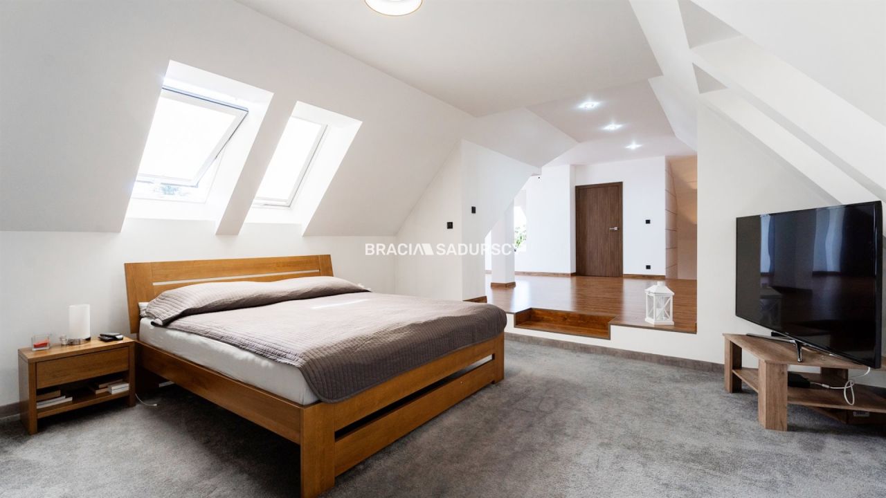 dom wolnostojący, 5 pokoi Skawica. Zdjęcie 33