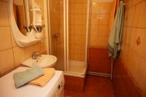 Mieszkanie 4-pokojowe Brużyczka Mała. Zdjęcie 1