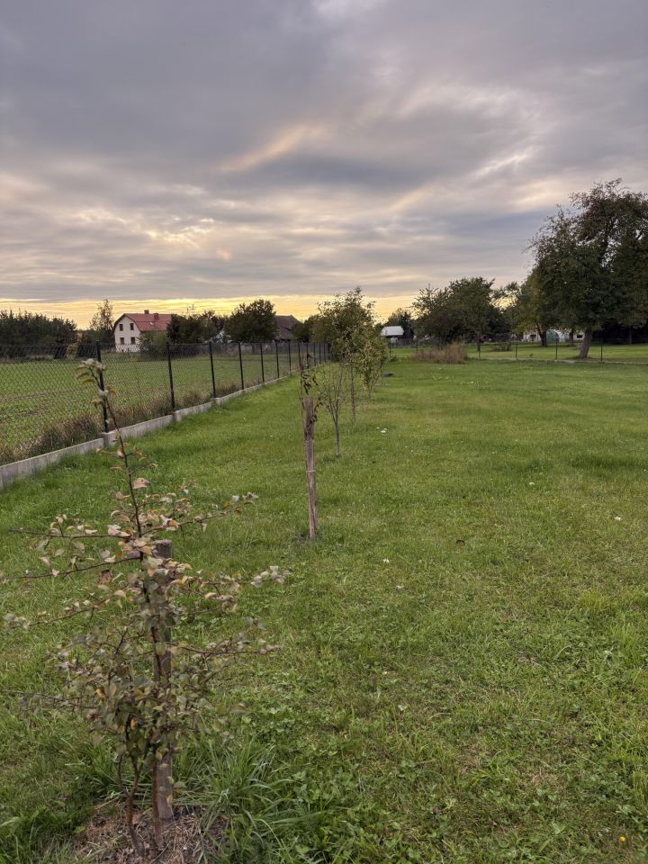 dom wolnostojący, 5 pokoi Wólka Turebska. Zdjęcie 4