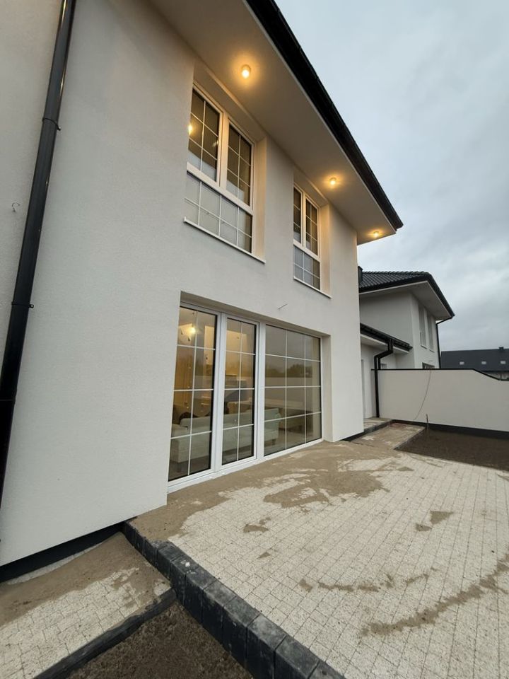 bliźniak, 4 pokoje Stanisławów Pierwszy, ul. Przyszłość. Zdjęcie 7