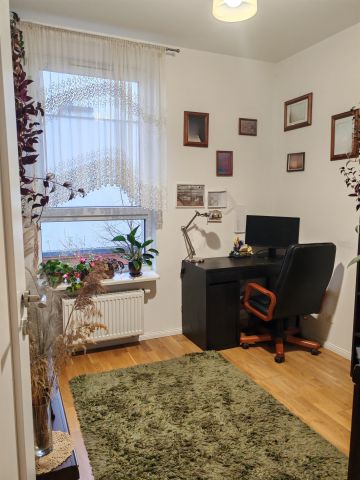 dom szeregowy, 4 pokoje Nowy Dwór Mazowiecki Osiedle Młodych, ul. Szmaragdowa. Zdjęcie 1