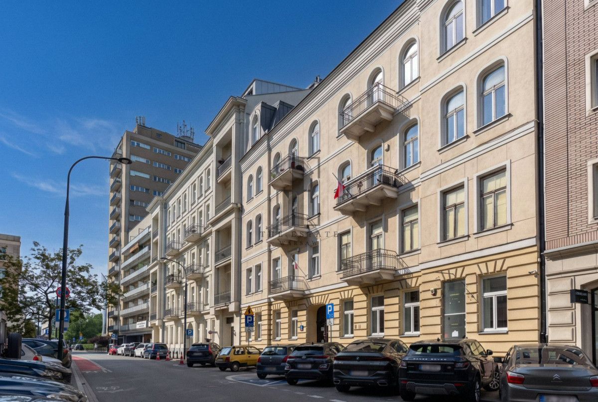 Mieszkanie 8-pokojowe Warszawa Śródmieście, ul. Wiejska. Zdjęcie 2