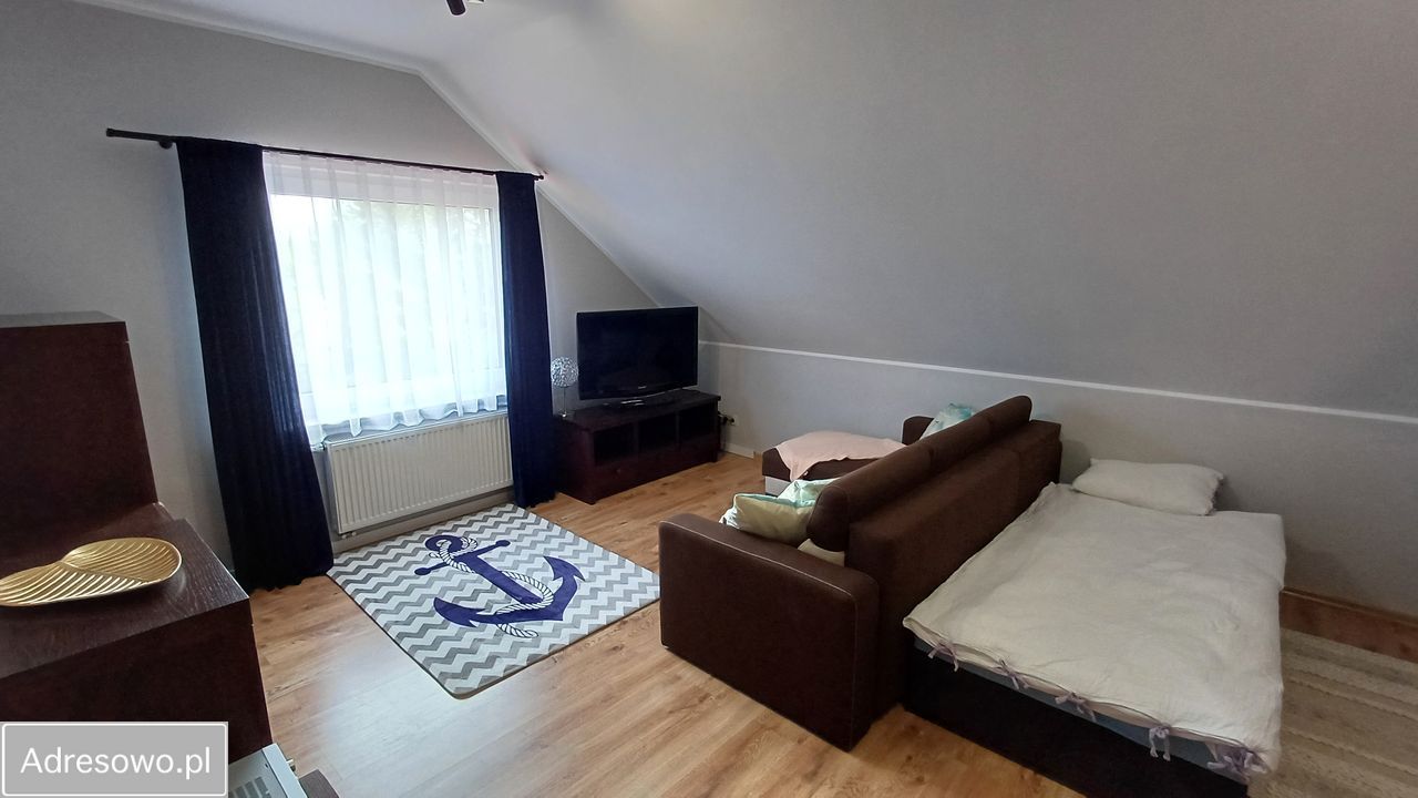 dom wolnostojący, 10 pokoi Nadole. Zdjęcie 1