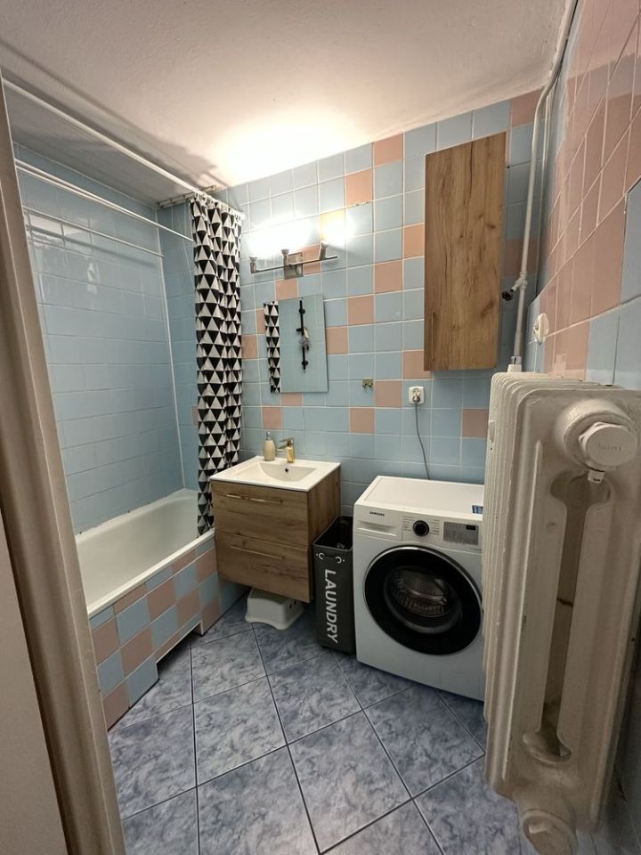 Mieszkanie 3-pokojowe Nowy Dwór Mazowiecki Osiedle Młodych, ul. gen. Leopolda Okulickiego. Zdjęcie 2