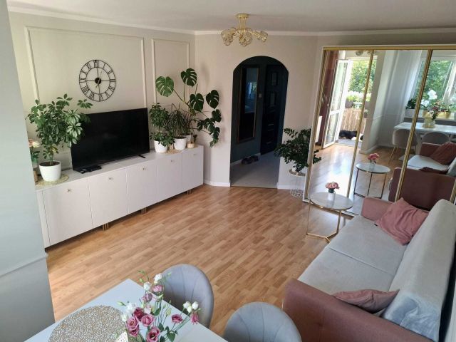 Mieszkanie 2-pokojowe Dzierżoniów, os. Różane. Zdjęcie 1