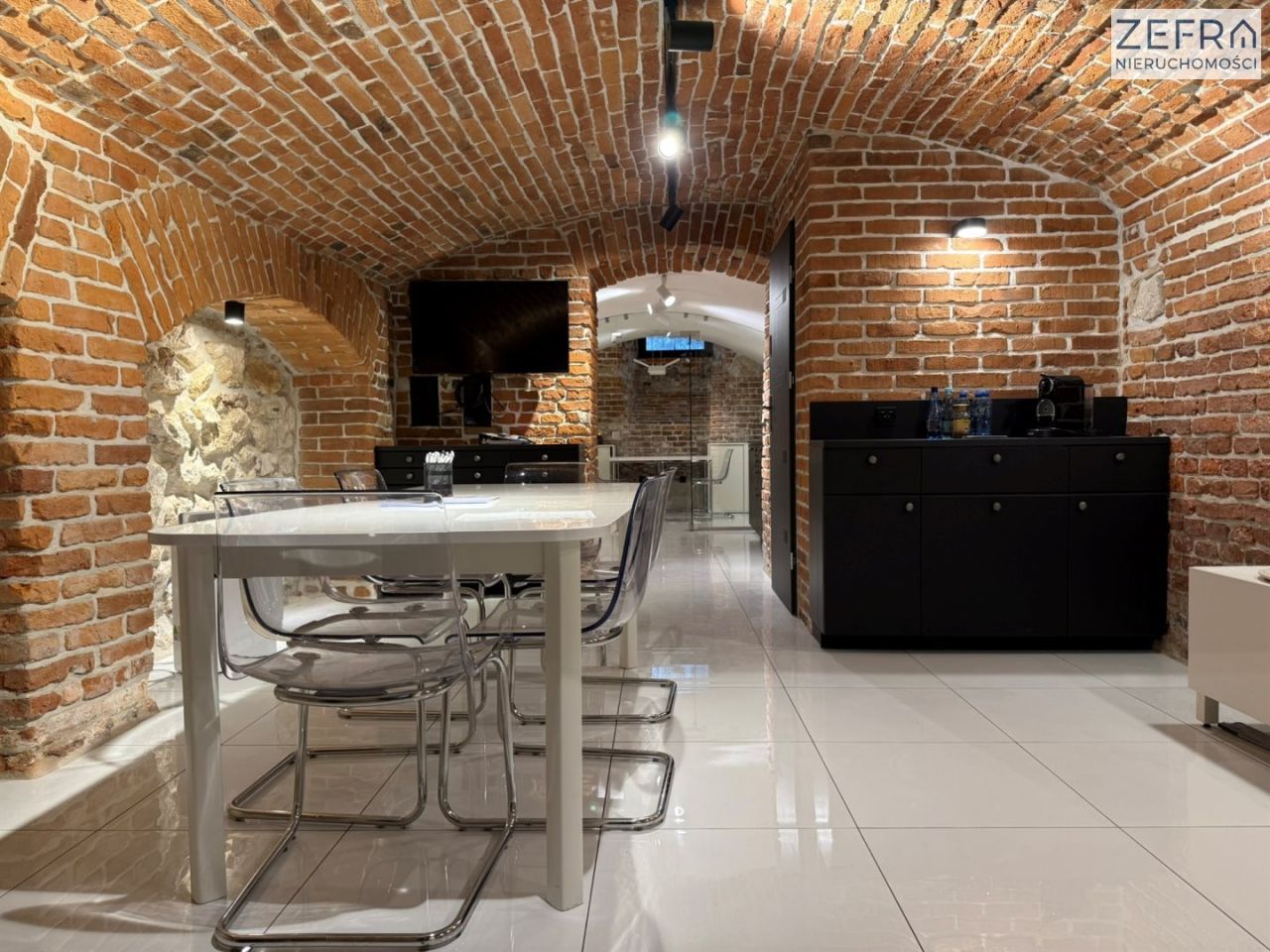 Lokal Kraków Stare Miasto, ul. Szlak. Zdjęcie 9