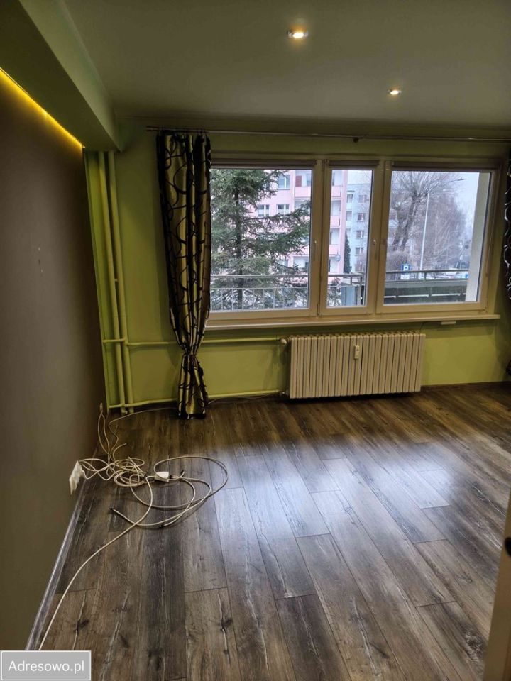 Mieszkanie 3-pokojowe Cieszyn, ul. Ludwika Brożka. Zdjęcie 2