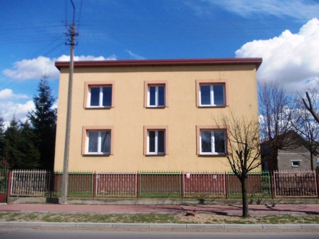 dom wolnostojący, 8 pokoi Łochów, ul. Nowowiejska. Zdjęcie 1