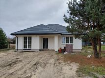 dom wolnostojący, 5 pokoi Krzaki Czaplinkowskie, ul. Główna