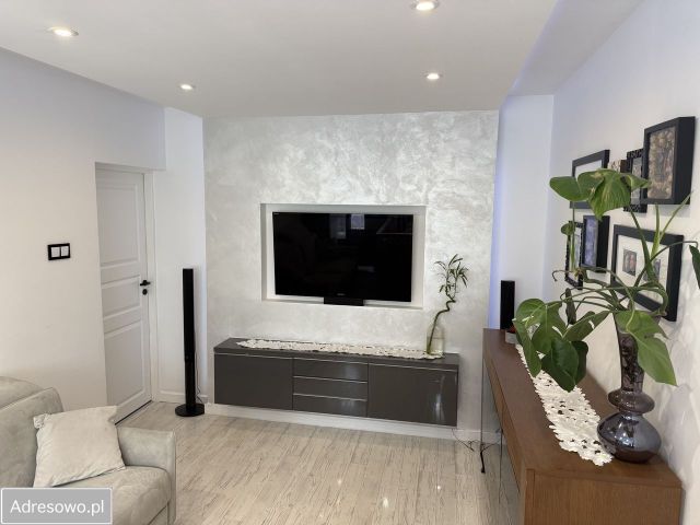 Mieszkanie 2-pokojowe Łódź Bałuty, ul. Turoszowska. Zdjęcie 1