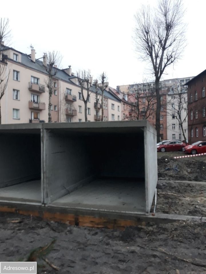 Garaż/miejsce parkingowe Gliwice Szobiszowice, ul. Młodego Hutnika. Zdjęcie 4