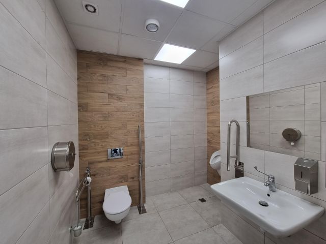 Lokal Chełmek, ul. Krakowska. Zdjęcie 11