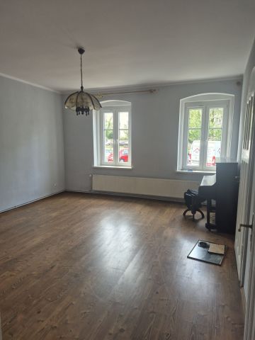 Mieszkanie 3-pokojowe Wałbrzych Nowe Miasto. Zdjęcie 1