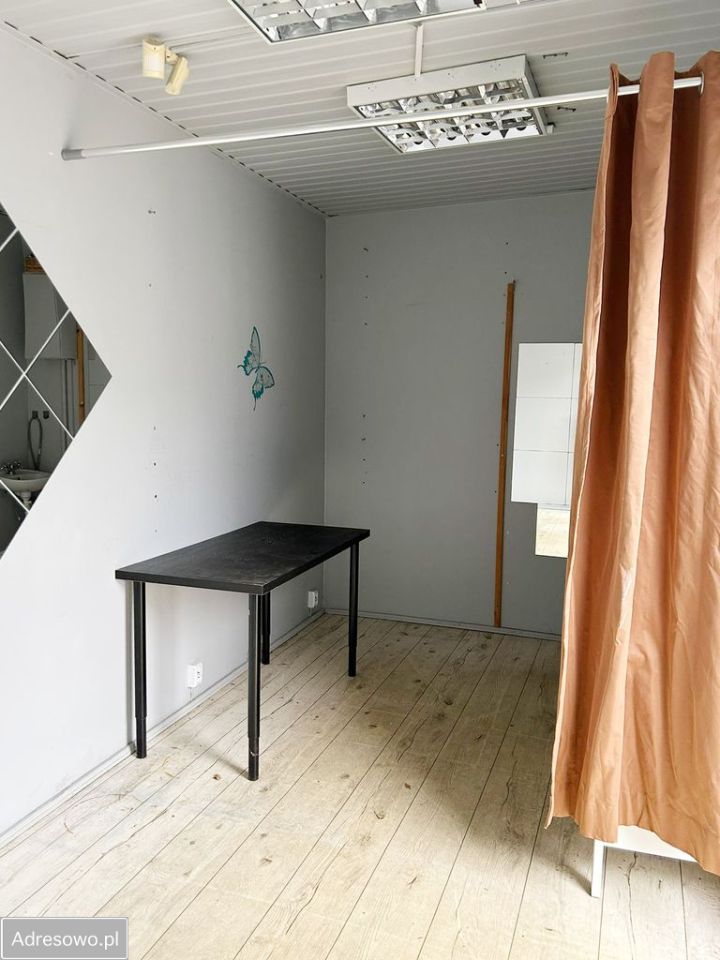 Lokal Gdynia Karwiny, ul. Korzenna. Zdjęcie 4