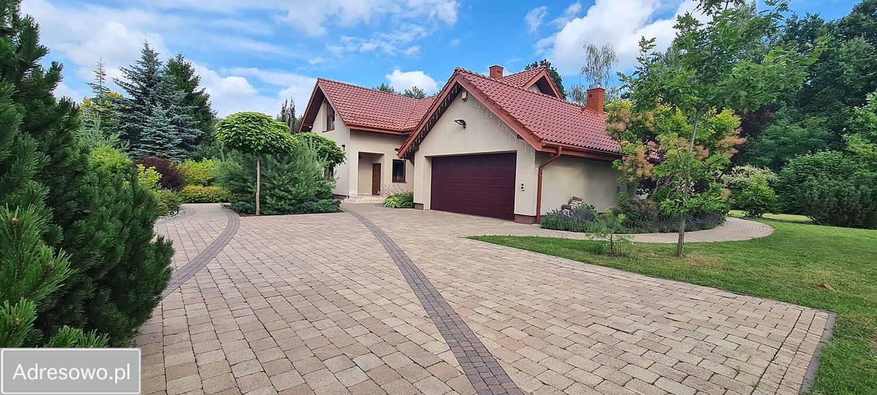 dom wolnostojący, 6 pokoi Strzeniówka. Zdjęcie 2