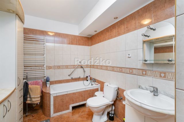 dom wolnostojący, 3 pokoje Łochowo, ul. Wiśniowa. Zdjęcie 11