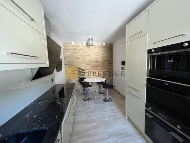 dom szeregowy, 7 pokoi Warszawa Mokotów, ul. Macedońska. Zdjęcie 4