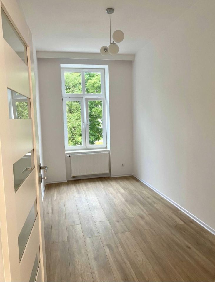 Mieszkanie 3-pokojowe Przemyśl Centrum, wyb. Wybrzeże Marszałka Józefa Piłsudskiego. Zdjęcie 6