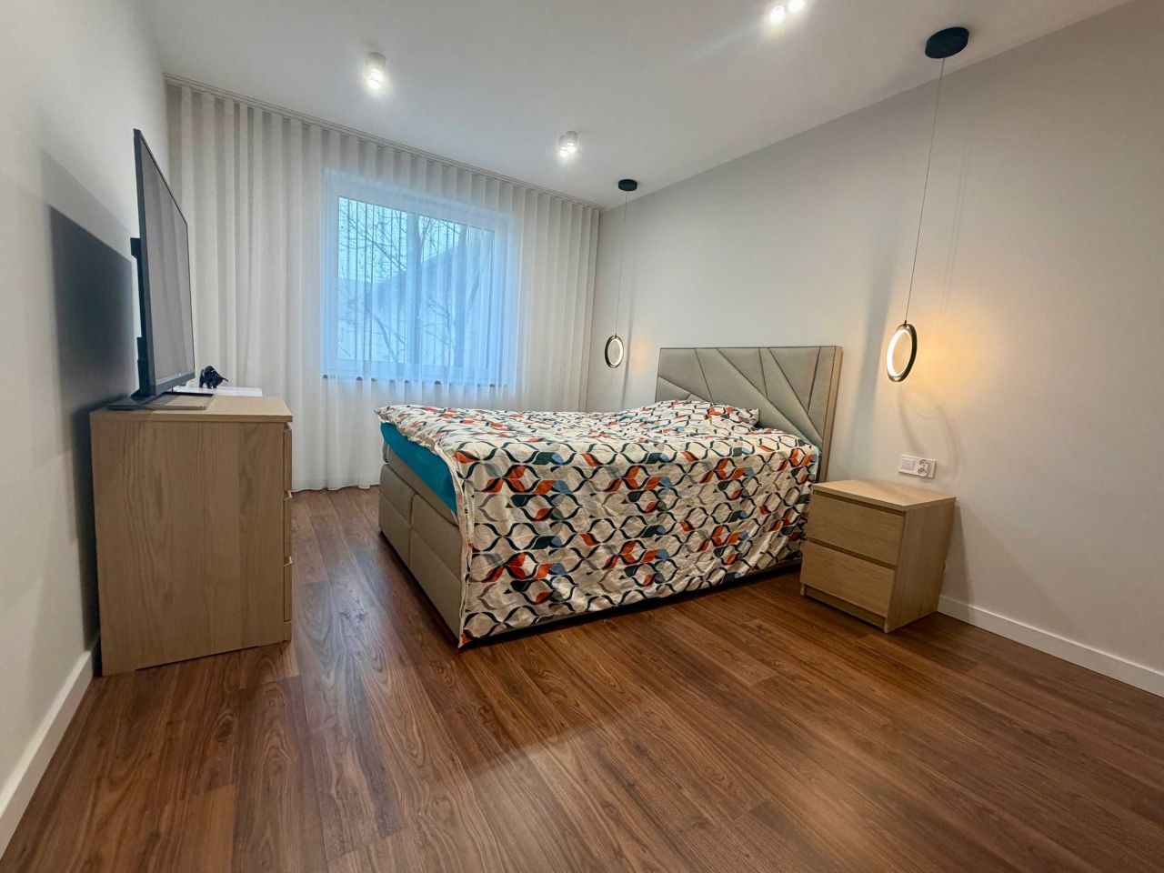 Mieszkanie 3-pokojowe Święta Katarzyna. Zdjęcie 2