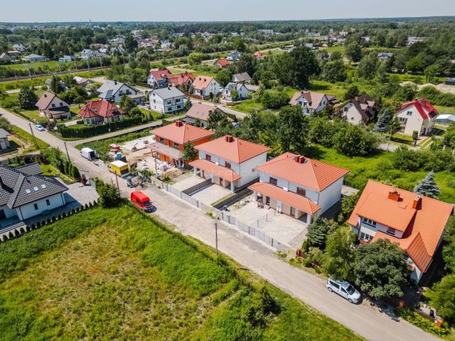 bliźniak, 5 pokoi Tłuszcz. Zdjęcie 2