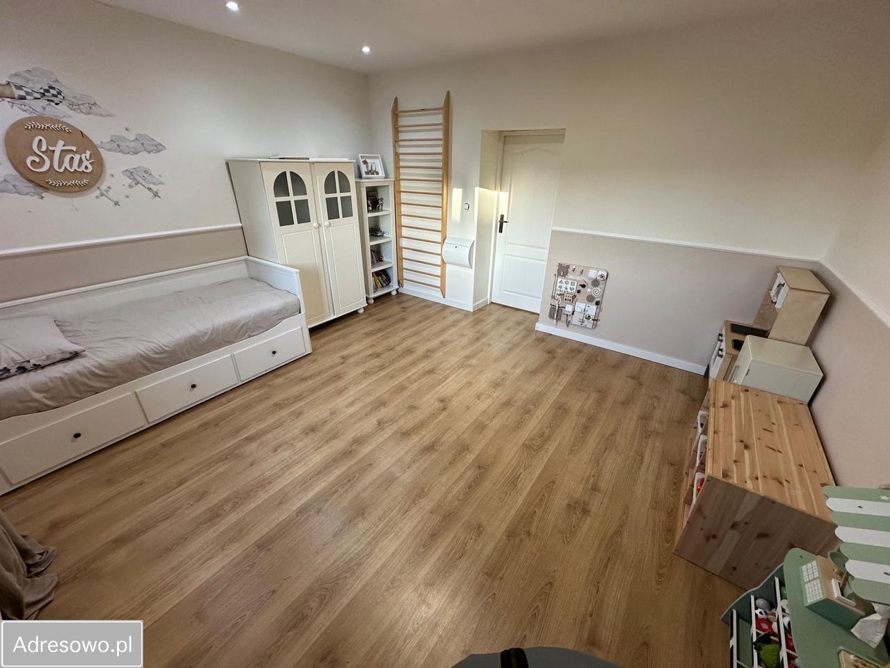 Mieszkanie 4-pokojowe Żary. Zdjęcie 2